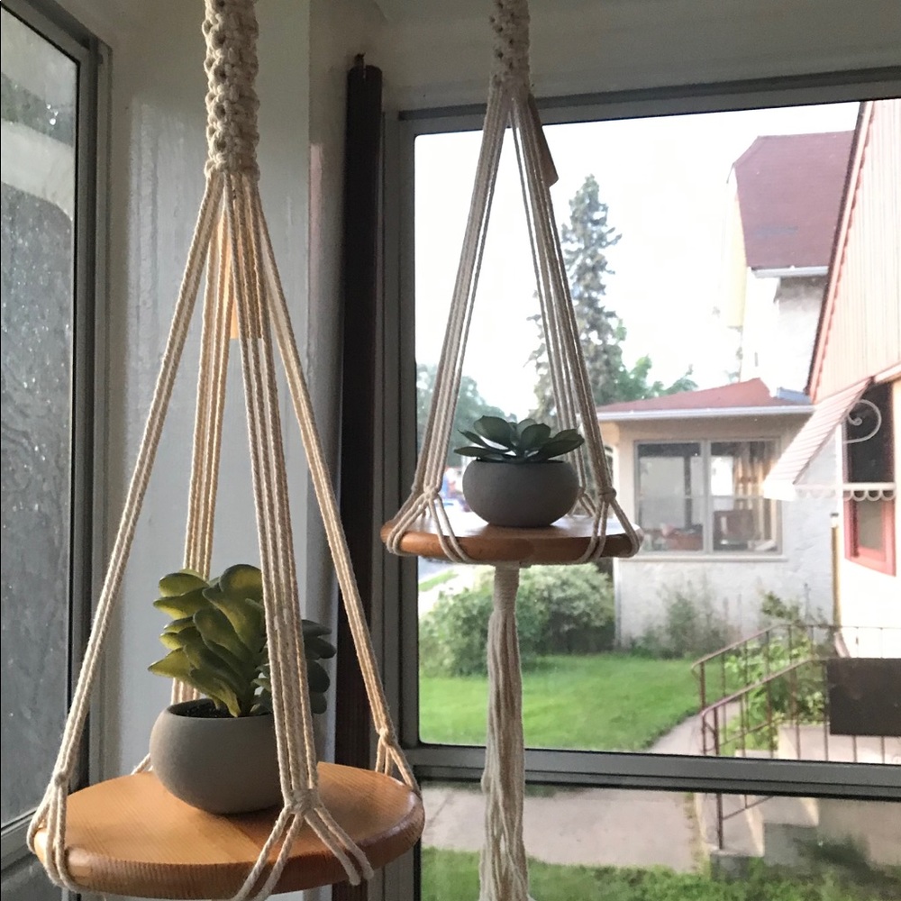 Macrame Hanging - Picture 3 of 3